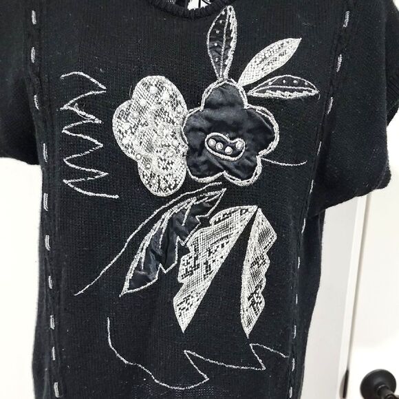 VINTAGE 80s SHENANIGANS Grandmacore Sweater Black sz Medium silver applique knit - Picture 3 of 12